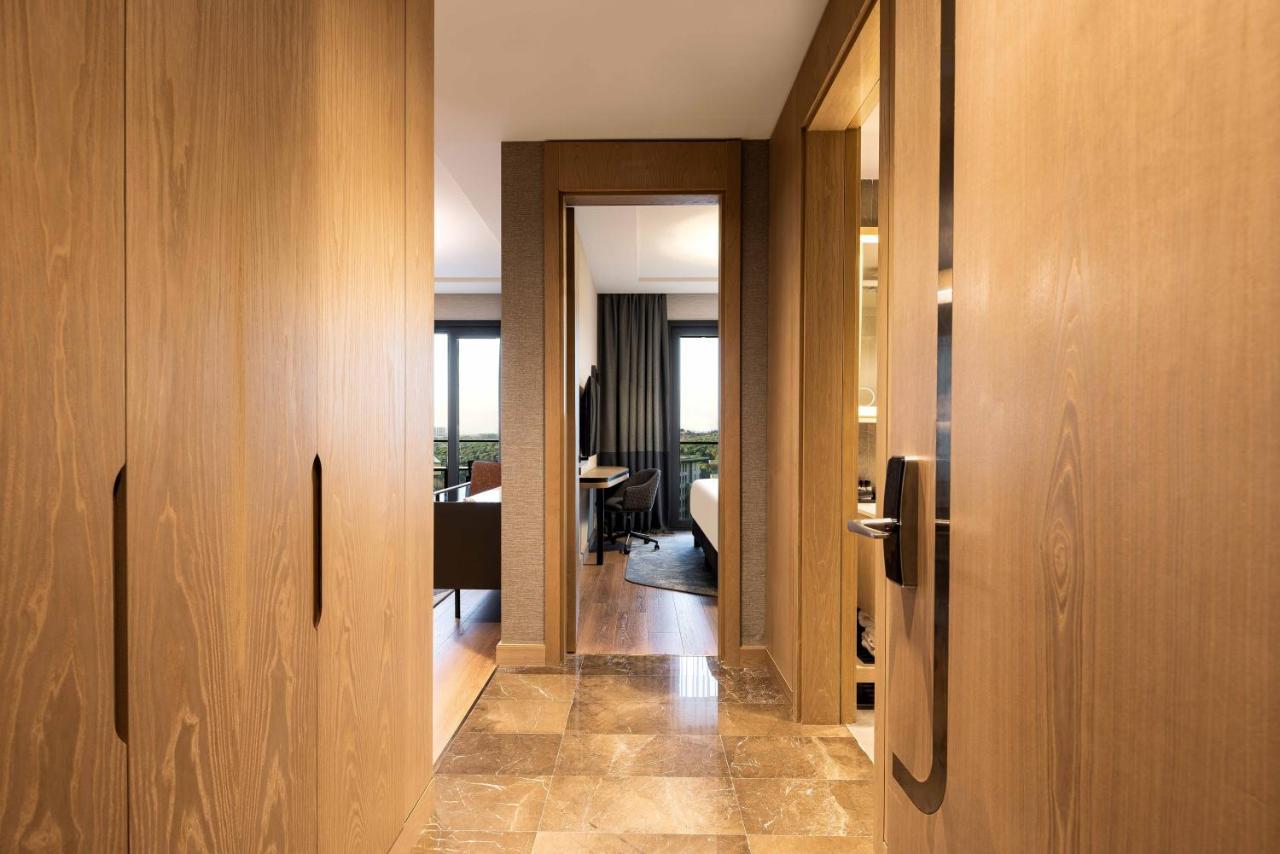 Hotel Movenpick Living Istanbul Camlivadi Exterior foto