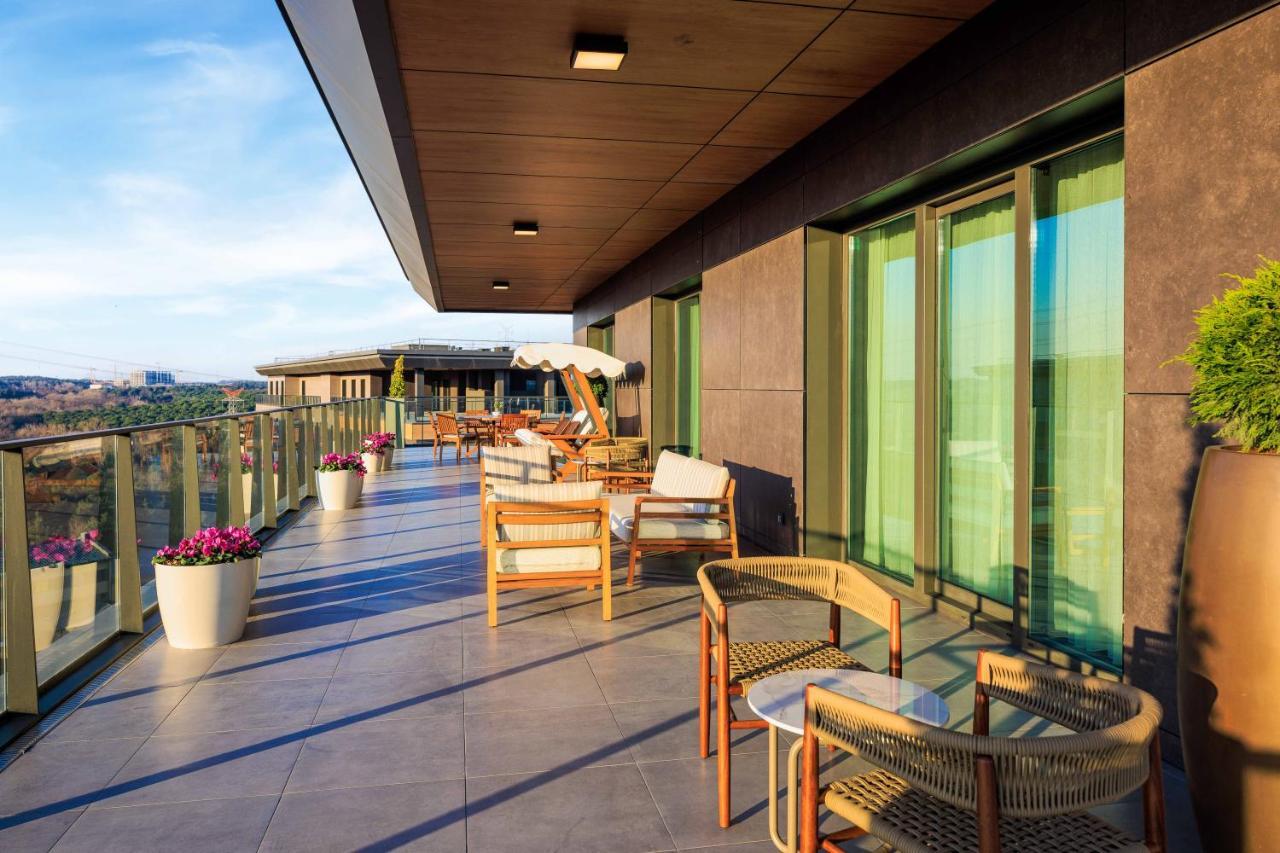 Hotel Movenpick Living Istanbul Camlivadi Exterior foto