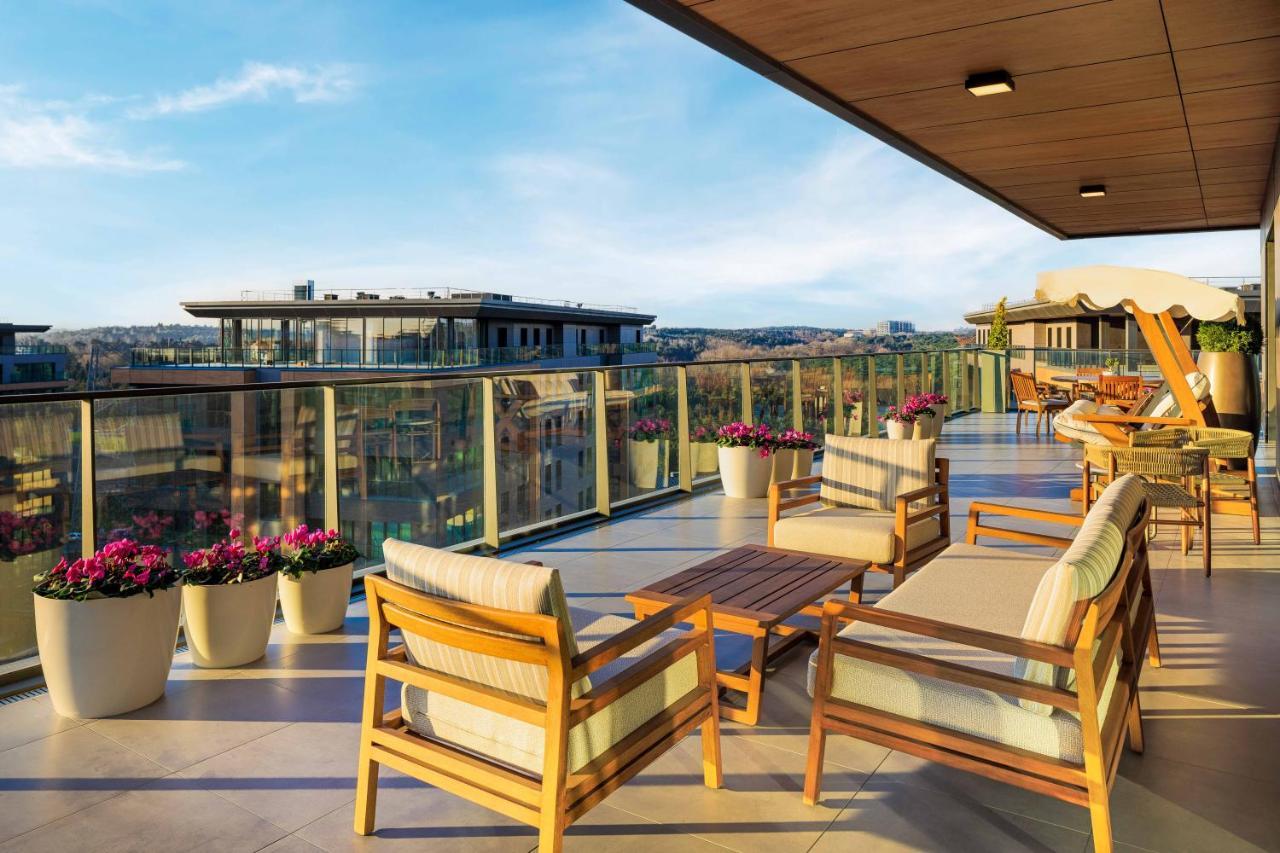 Hotel Movenpick Living Istanbul Camlivadi Exterior foto